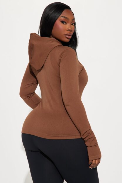 Chaqueta Deportiva sin Costuras con Capucha - Image 8
