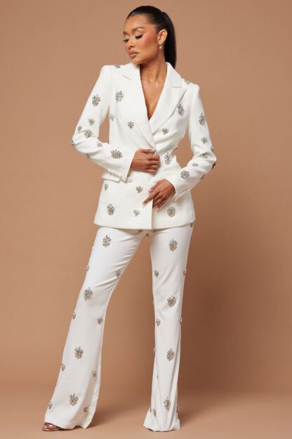 Chaqueta Elegante con Detalles Brillantes y Cuello Solapa - Image 22
