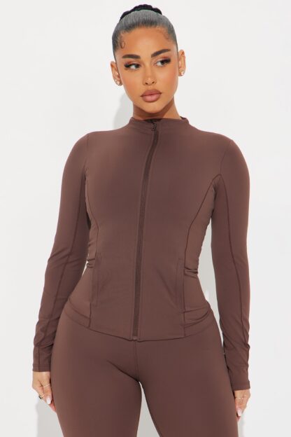 Chaqueta Deportiva de Cuello Alto y Mangas Largas - Image 3